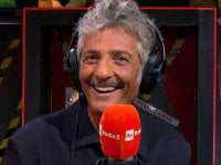 'Non finisce qui', Fabrizio Corona a telefono con Fiorello parla del caso Signorini