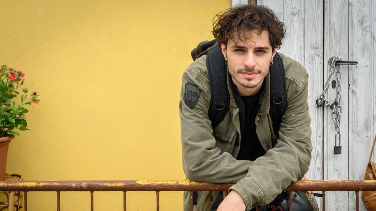 un professore 3 la quinta puntata stasera su rai 1 manuel torna a casa dante scopre com 232 morto gabriele