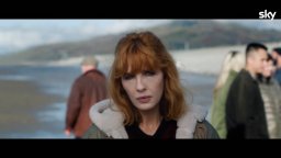 Under Salt Marsh - Teaser trailer italiano della serie Sky con Kelly Reilly e Rafe Spall