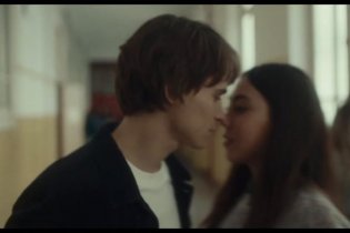 La gioia - Trailer del film con Valeria Golino, Saul Nanni e Jasmine Trinca