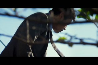 No Other Choice - Non C'è Altra Scelta - Clip del film di Park Chan-wook con Lee Byung Hun intitolata 'Sollevamento Pesi'