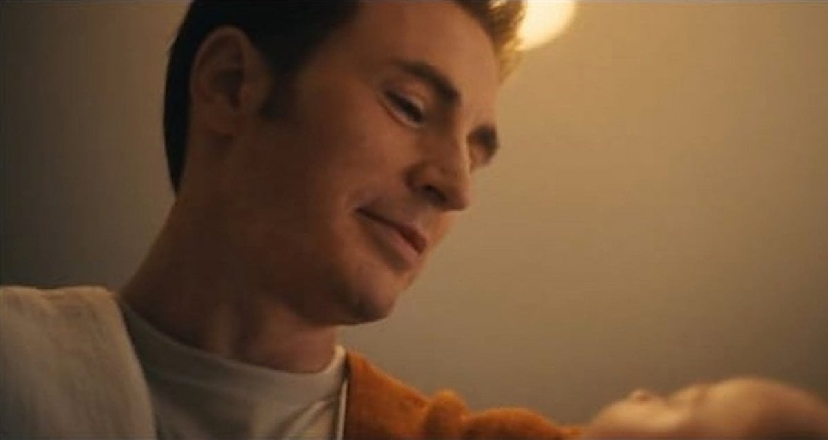 avengers doomsday le foto leaked di chris evans col mjolnir dividono i fan 232 steve rogers o un fake in ai da Movieplayer.it avengers doomsday le foto leaked di chris evans col mjolnir dividono i fan 232 steve rogers o un fake in ai