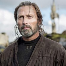 Rogue One: A Star Wars Story, un primo piano di Mads Mikkelsen