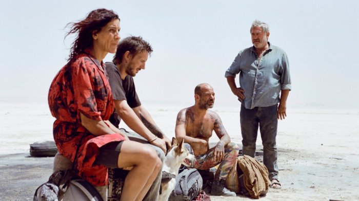 Sirat, recensione: un film spietato ed egocentrico