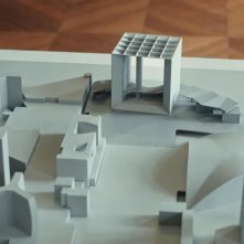 Lo sconosciuto del Grande Arco: un frame