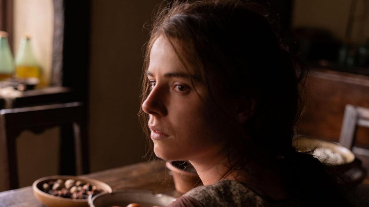 Jessie Buckley in Hamnet