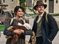 Prima di noi, la recensione: buono l'intento, molto meno la resa