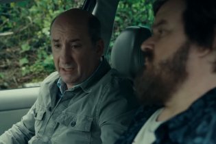 Lavoreremo da grandi - Trailer della commedia di e con Antonio Albanese con Antonio Albanese, Giuseppe Battiston, Nicola Rignanese e Niccolò Ferrero