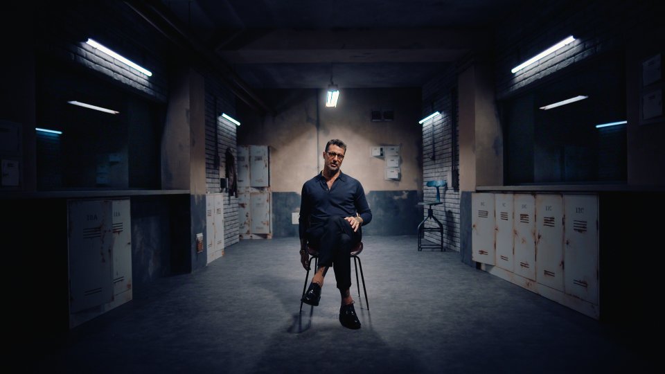 Paparazzi King N S1 E1 00 18 50 00