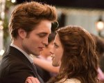 'Se avessi un budget enorme': Kristen Stewart si candida per dirigere il remake di Twilight