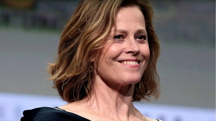 Tomb Raider: Jason Isaacs e Sigourney Weaver nel cast della serie