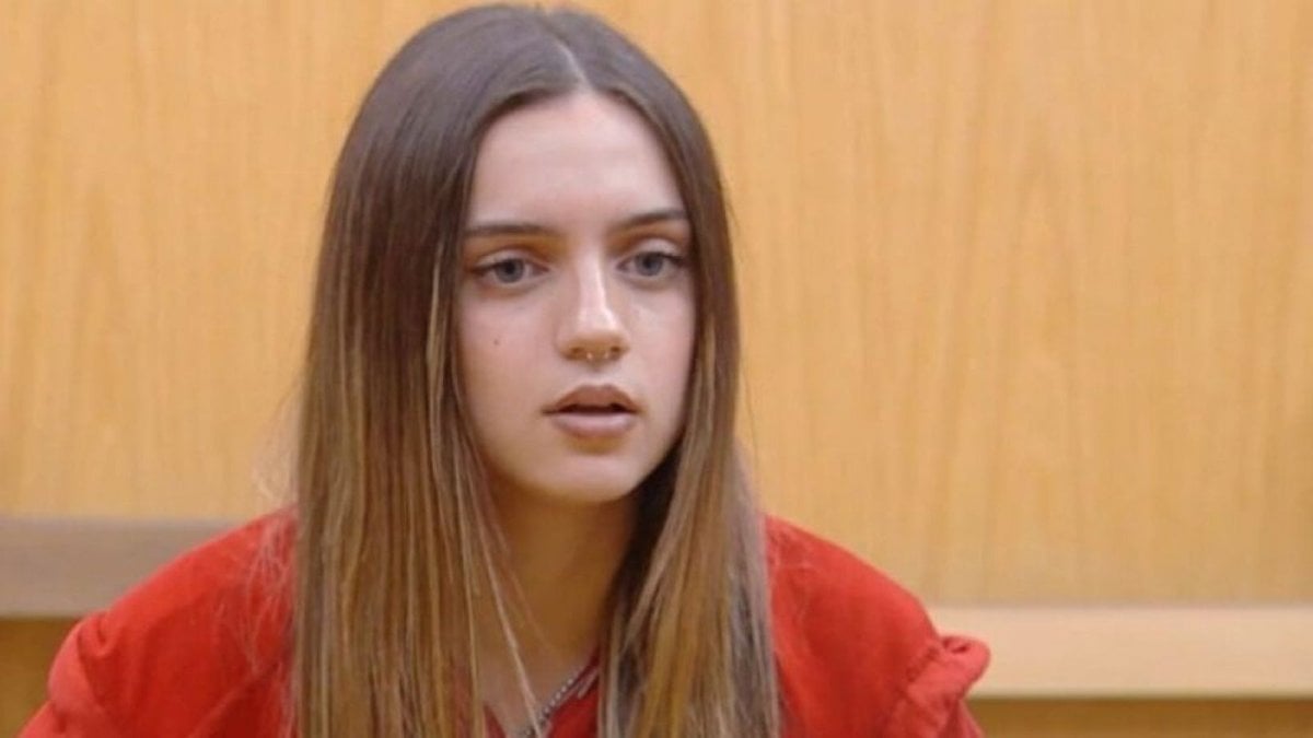 Amici 25, Flavia e Opi contro Anna Pettinelli: "I brani ce li scegliamo da soli, lei non ci valorizza"