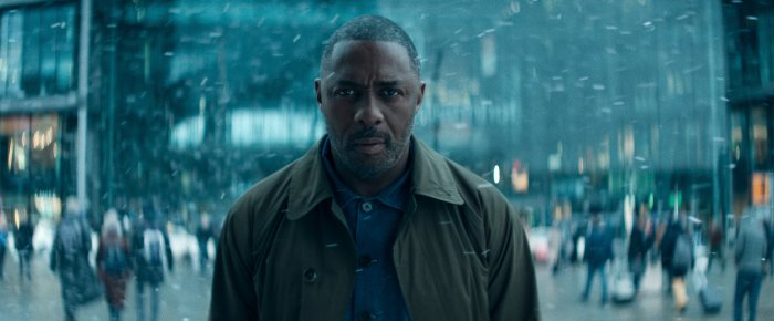 Idris Elba chiude con James Bond: “Mai creduto realistico per un attore nero, non rendiamolo woke”