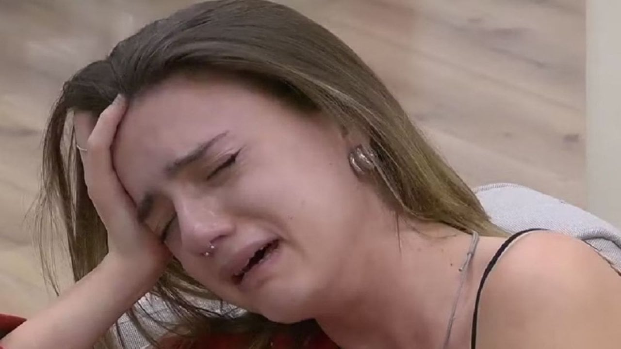 "Sei arrogante": Cuccarini e Pettinelli durissime contro Flavia. Scoppia la lite ad Amici 25