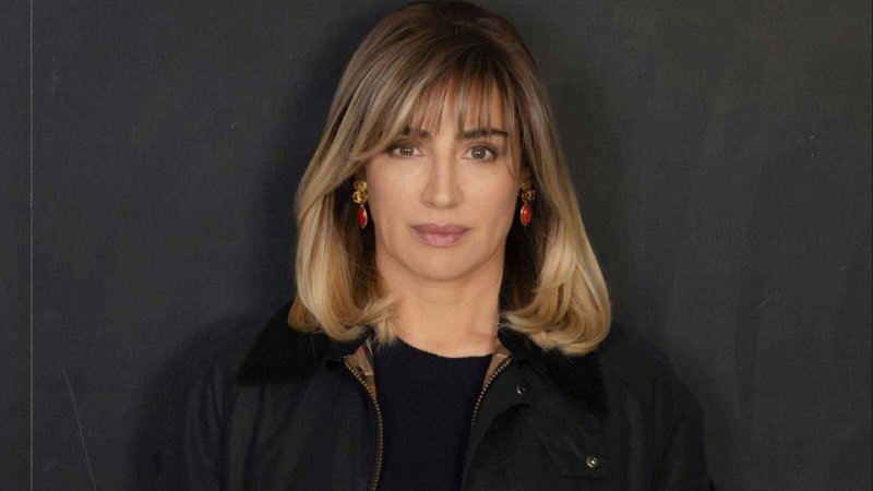 Luisa Ranieri è La preside Eugenia Liguori: 'Non pensavo che questa storia sarebbe finita in tv'