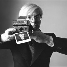 Oliviero Toscani. Chi mi ama mi segua: Andy Wahrol in una foto di Toscani