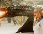Dopo Il trono di spade stop al fantasy per Emilia Clarke: 'Dubito che mi rivedrete sopra un drago'