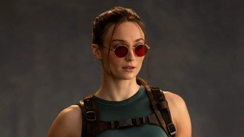 Tomb Raider, Sophie Turner scioccata dalla segretezza: 'Riconoscimento facciale per leggere lo script'