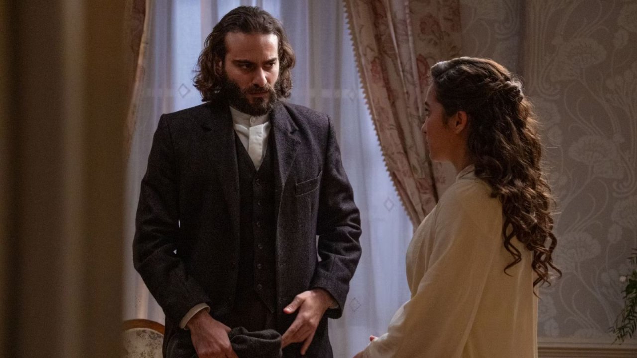 La Promessa, anticipazioni 18 gennaio: Manuel riappare, Catalina rifiuta Adriano