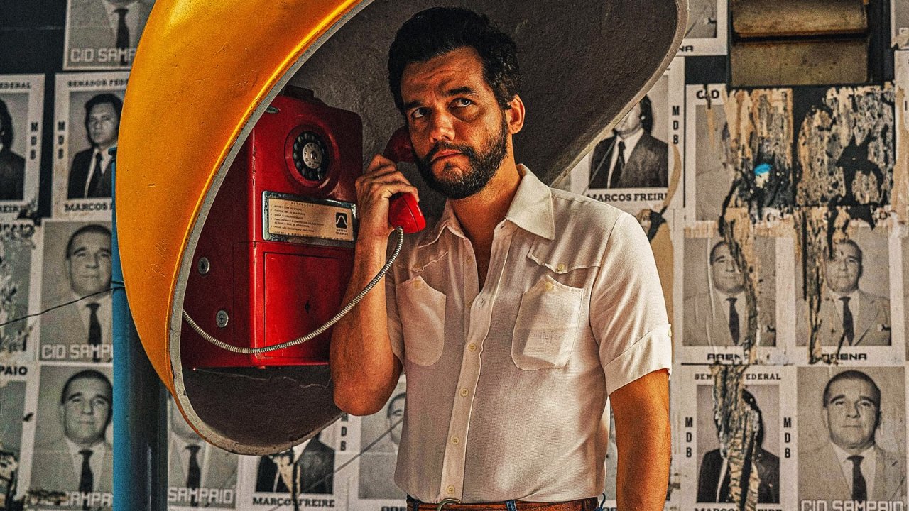 L'agente segreto, recensione: la memoria come cinema totale