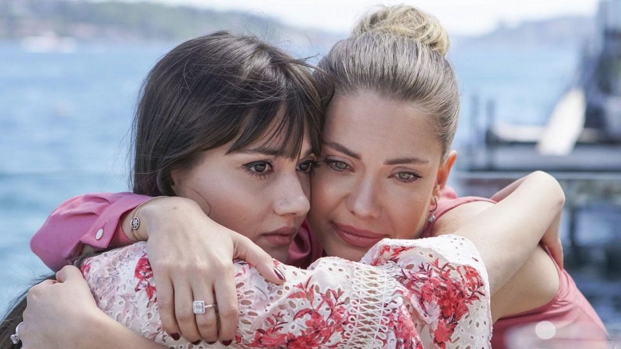 Forbidden Fruit, anticipazioni 19 gennaio: Yildiz si scusa con Zeynep, Sahika incontra Yigit in segreto