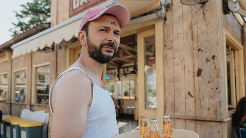 I delitti del BarLume 13, Paolo Cioni: “Il futuro di Marchino? Magari avrà i poteri come in Stranger Things!'