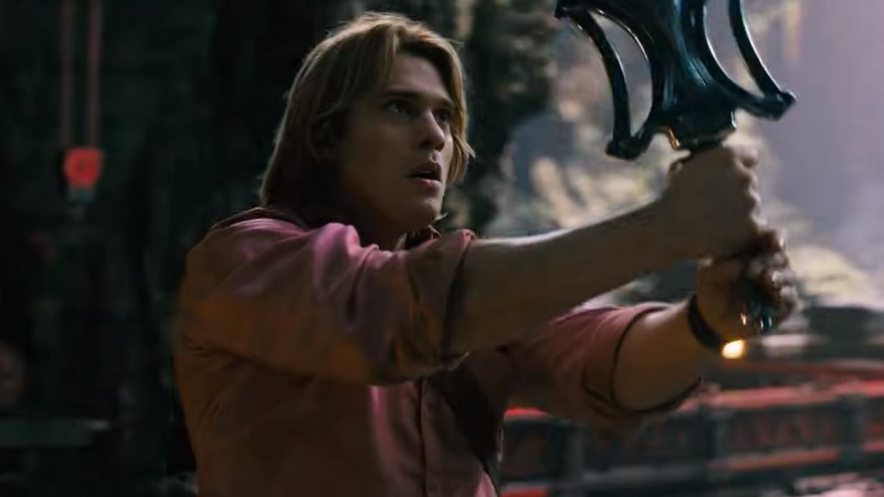 Masters of the Universe: Nicholas Galitzine impugna la Spada del potere nel primo teaser