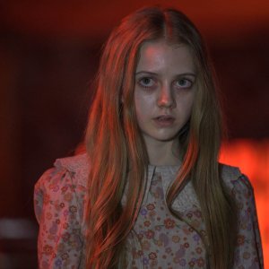 Return to Silent Hill: Evie Templeton in una foto