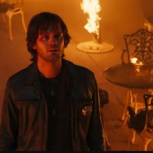 Return to Silent Hill: Jeremy Irvine in una scena