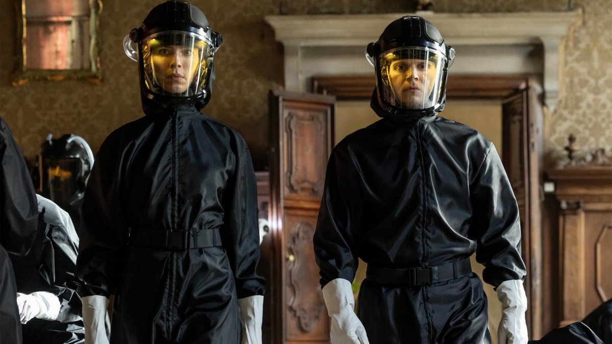 the beauty debutta con il 78 su rotten tomatoes la nuova serie sci fi di ryan murphy convince la critica da Movieplayer.it the beauty debutta con il 78 su rotten tomatoes la nuova serie sci fi di ryan murphy convince la critica