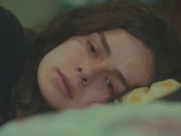 La forza di una donna, anticipazioni 24 gennaio: nessuno vuole avere a che fare con Sirin, Bahar sta male