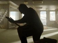 Tom Cruise panciuto e 'gattaro' semina il caos nel primo sguardo a Digger