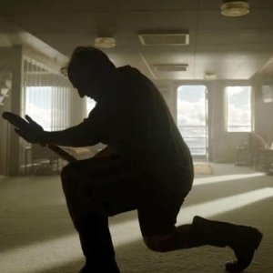 Digger: la prima immagine della silouette di Tom Cruise