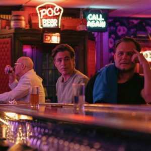 Carousel: Chris Pine e Jenny Slate in una scena