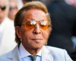 Valentino: il funerale a Roma riunisce le star di Hollywood, da Anne Hathaway a Elizabeth Hurley