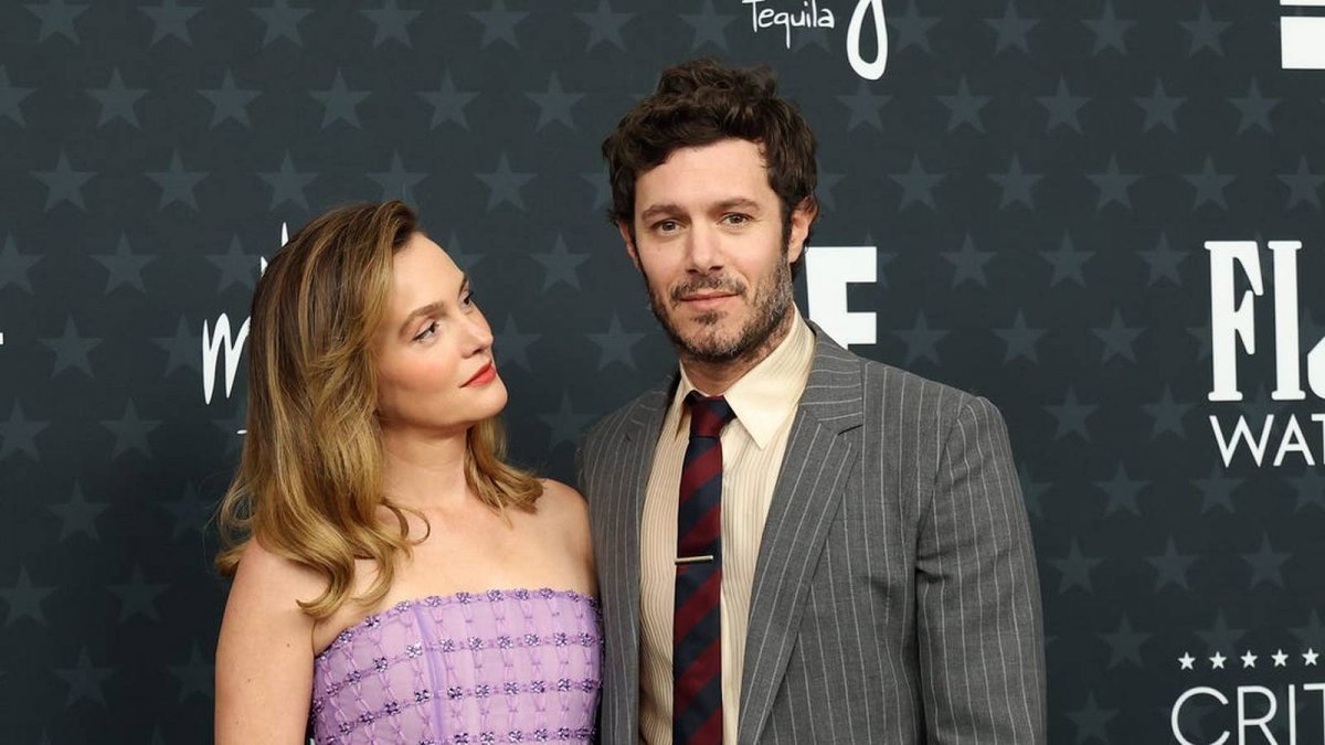 leighton meester il segreto con adam brody andiamo d8217accordo da Movieplayer.it leighton meester il segreto con adam brody andiamo d8217accordo