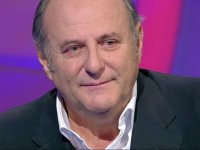 'Le Letterine se l'è passate tutte': Corona attacca Gerry Scotti