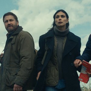 Greenland 2 - Migration: Gerard Butler, Morena Baccarin e Roman Griffin Davis in una foto