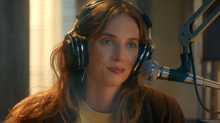 Maya Hawke alle prese col post-Stranger Things: il (saggio) consiglio del padre Ethan Hawke