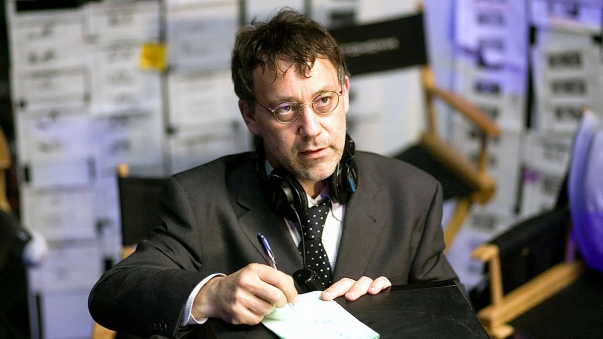 I fan della DC vogliono un film di Batman diretto da Sam Raimi e sommergono James Gunn di richieste