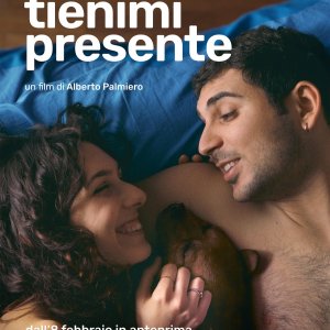 Locandina di Tienimi presente