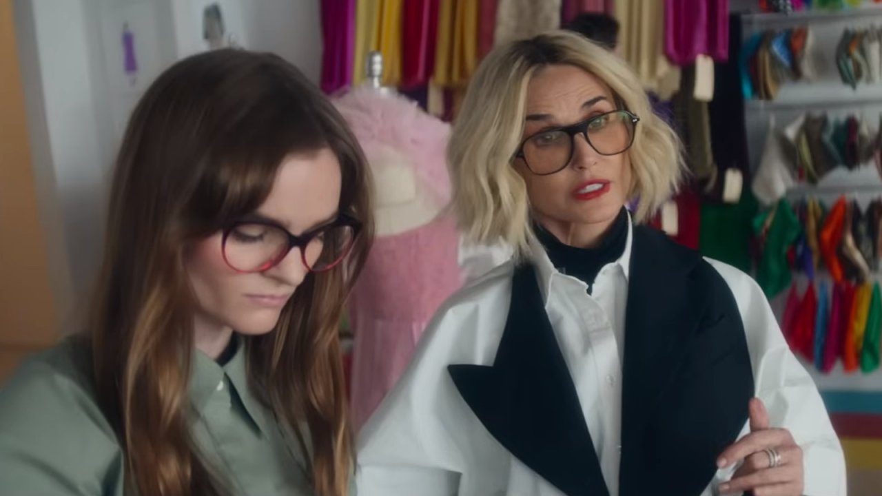 Demi Moore si scontra con una gang di ladre nel trailer di I Love Boosters