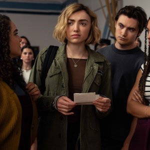 Josh Zuckerman nella terza stagione