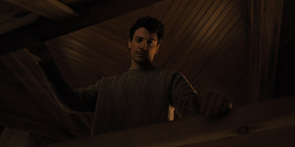 Something Very Bad Is Going To Happen N S1 E1 00 39 12 12R