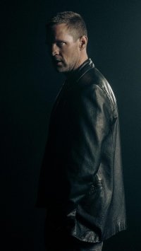 Locandina di Detective Hole