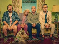 Lavoreremo da grandi, recensione: Antonio Albanese ha fatto un film mattissimo (e irresistibile)