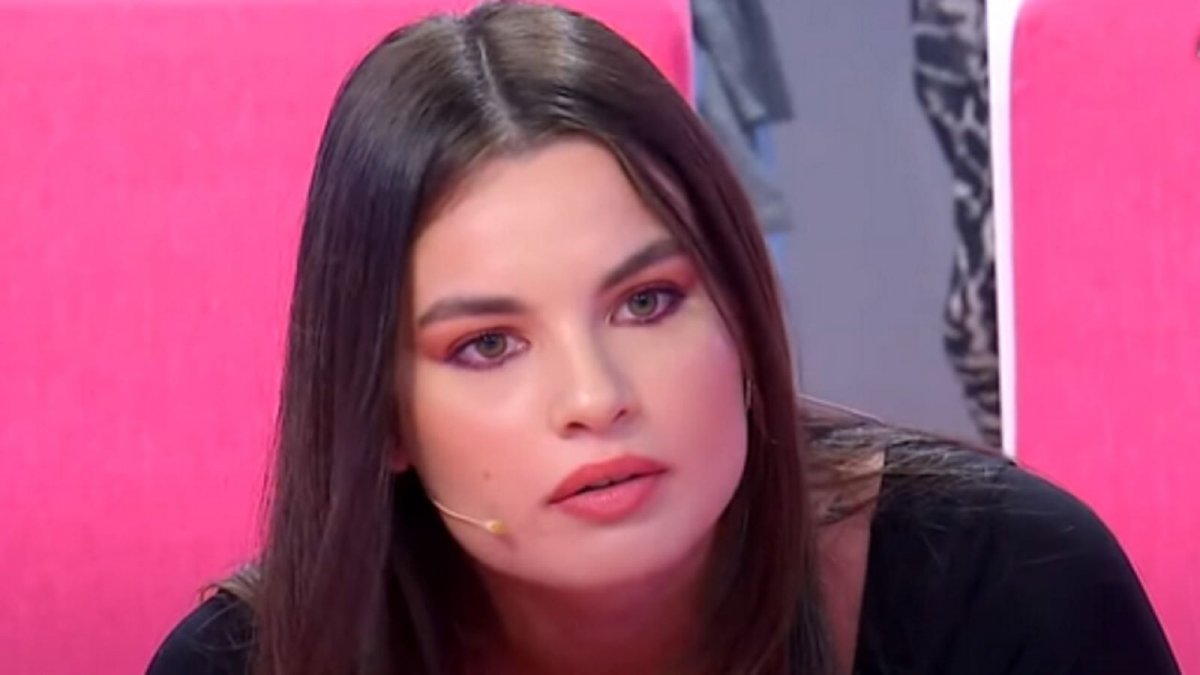 uomini e donne raffaella scuotto su brando ho subito violenza fisica e psicologica da Movieplayer.it uomini e donne raffaella scuotto su brando ho subito violenza fisica e psicologica