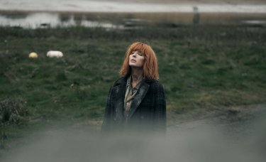 Under Salt Marsh Kelly Reilly Foto Serie Tv Sky Now