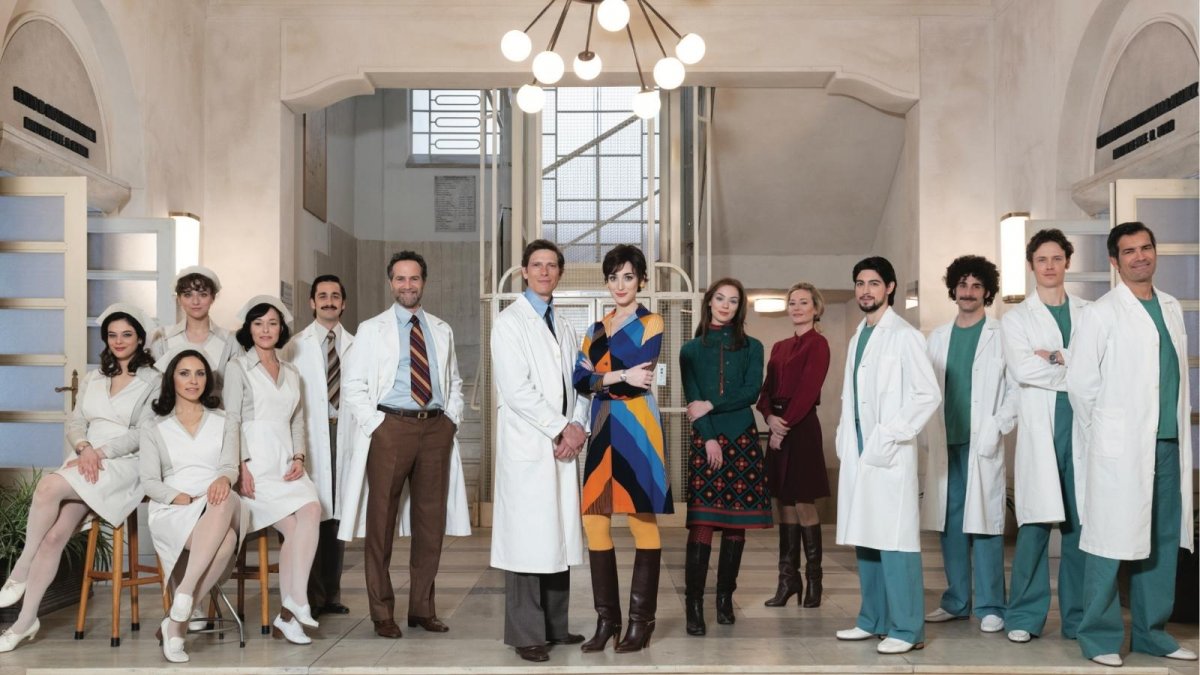 cuori 3 recensione dei primi episodi una terza stagione che parte forte da Movieplayer.it cuori 3 recensione dei primi episodi una terza stagione che parte forte