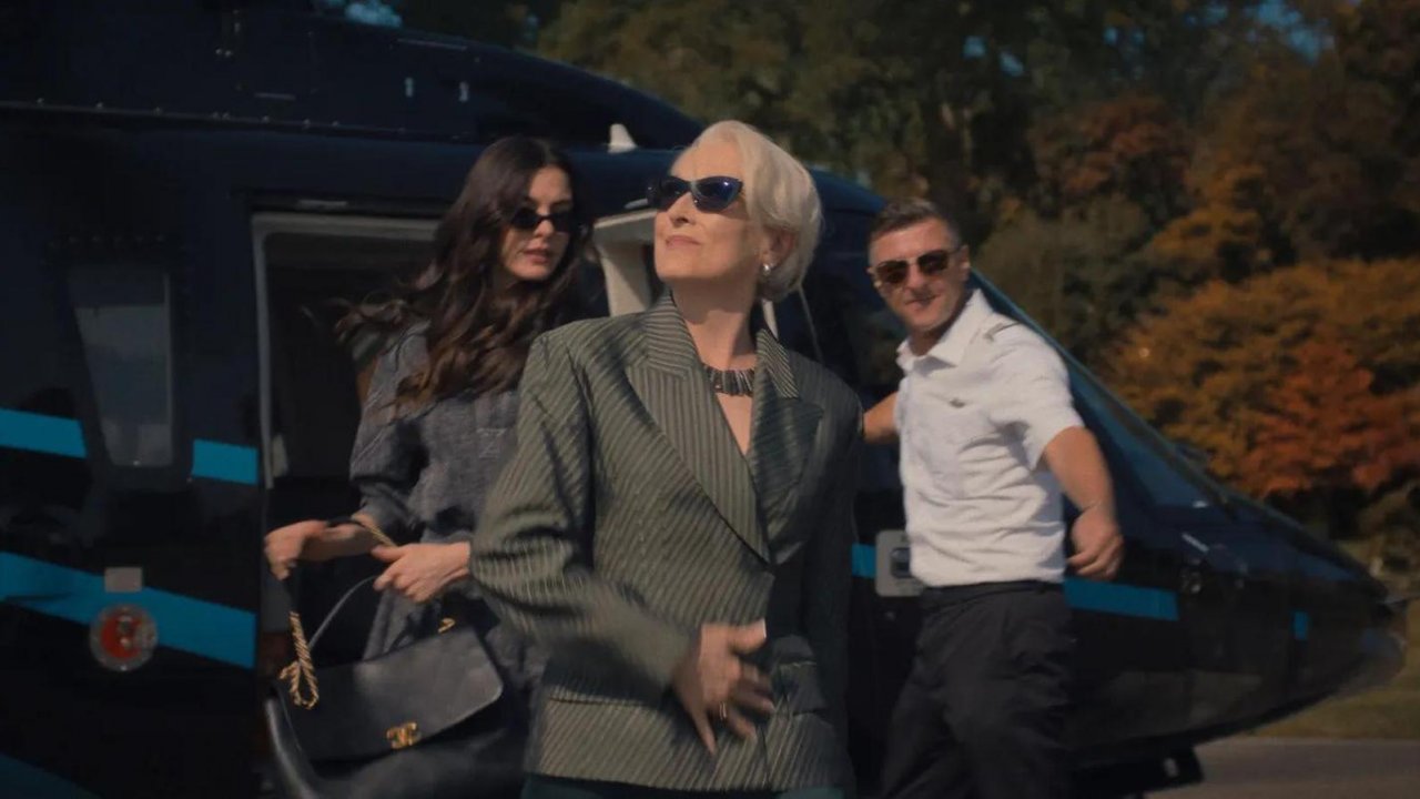 Una scena de Il diavolo veste Prada 2